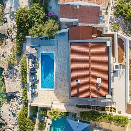 Beautiful In * Sevid